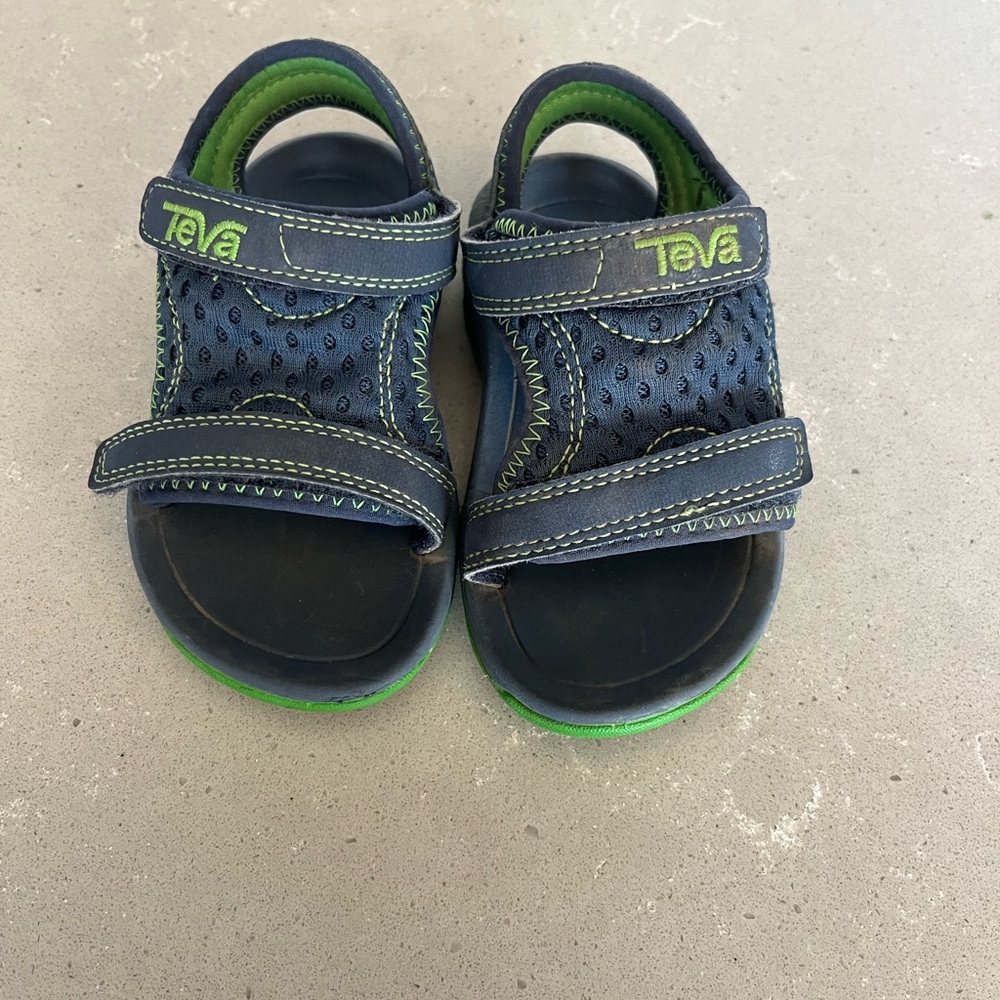 Toddler Boys Teva Sandals Size 6